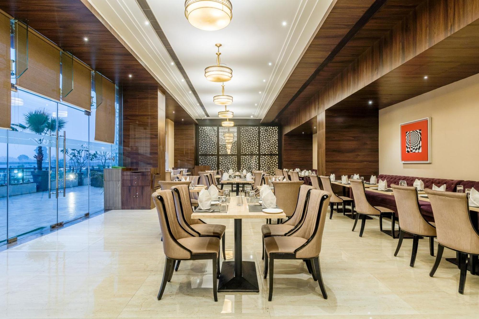 Golden Suites Gurgaon Inde Hotels Екстериор снимка