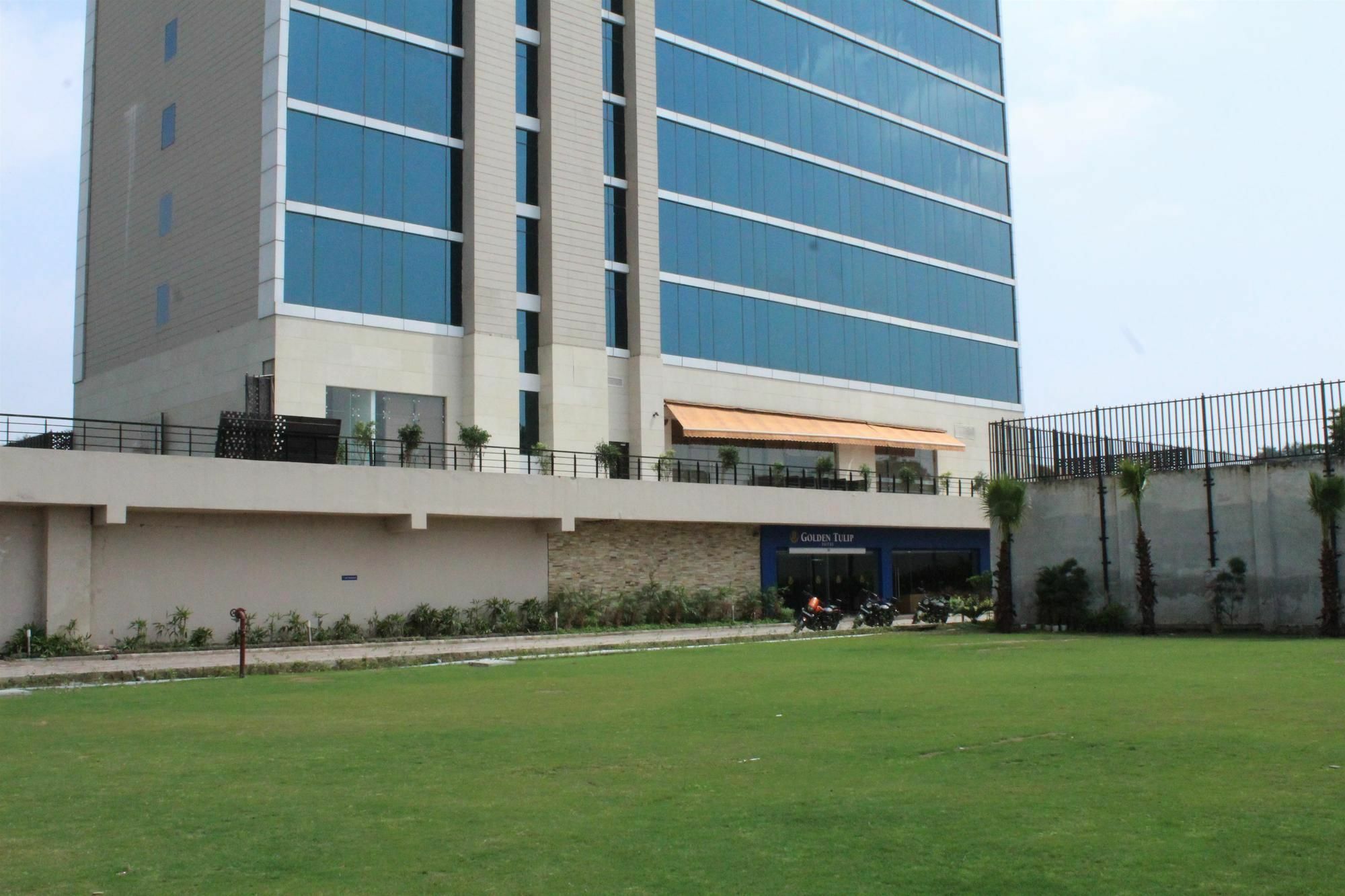 Golden Suites Gurgaon Inde Hotels Екстериор снимка