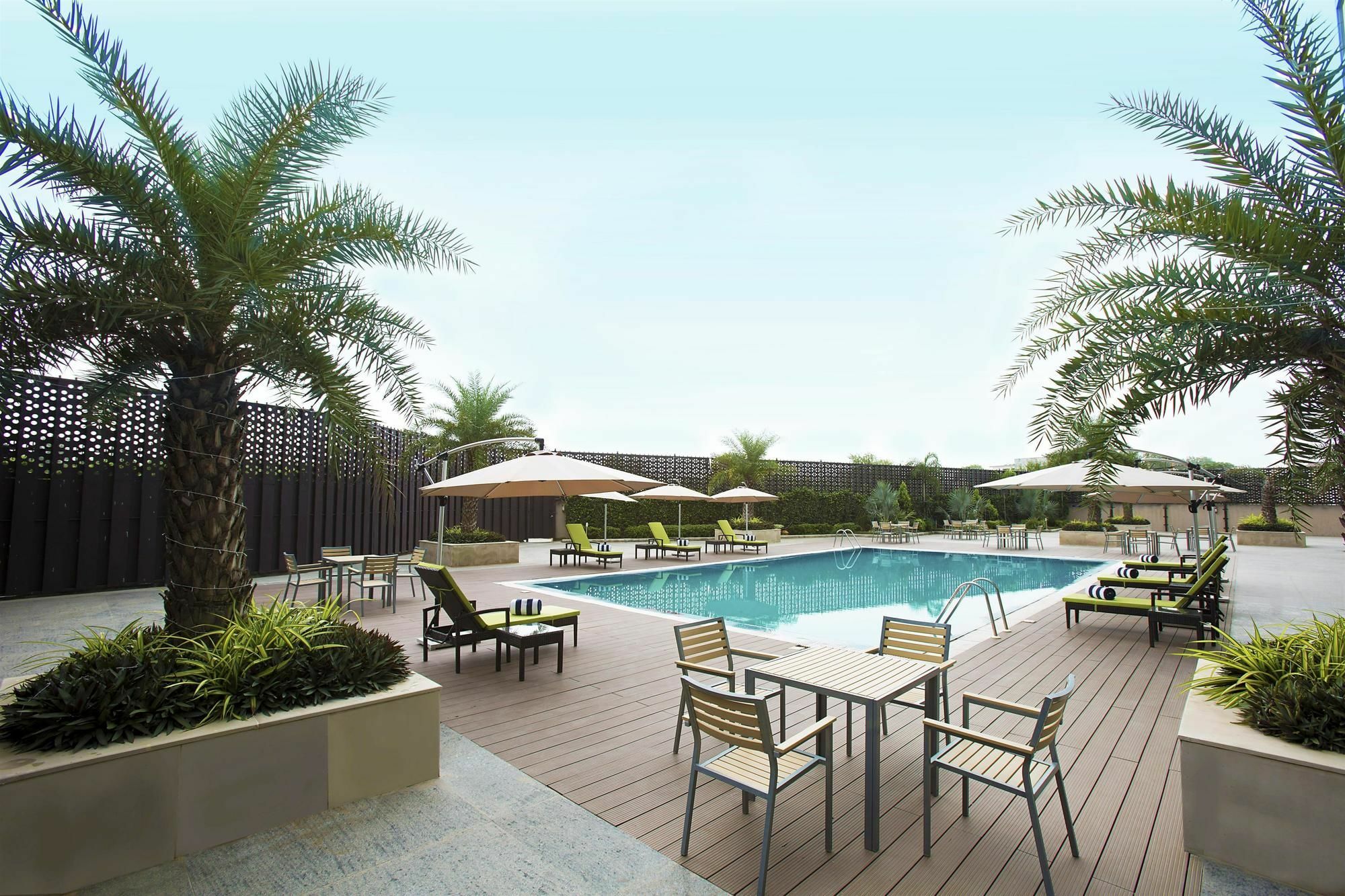 Golden Suites Gurgaon Inde Hotels Екстериор снимка