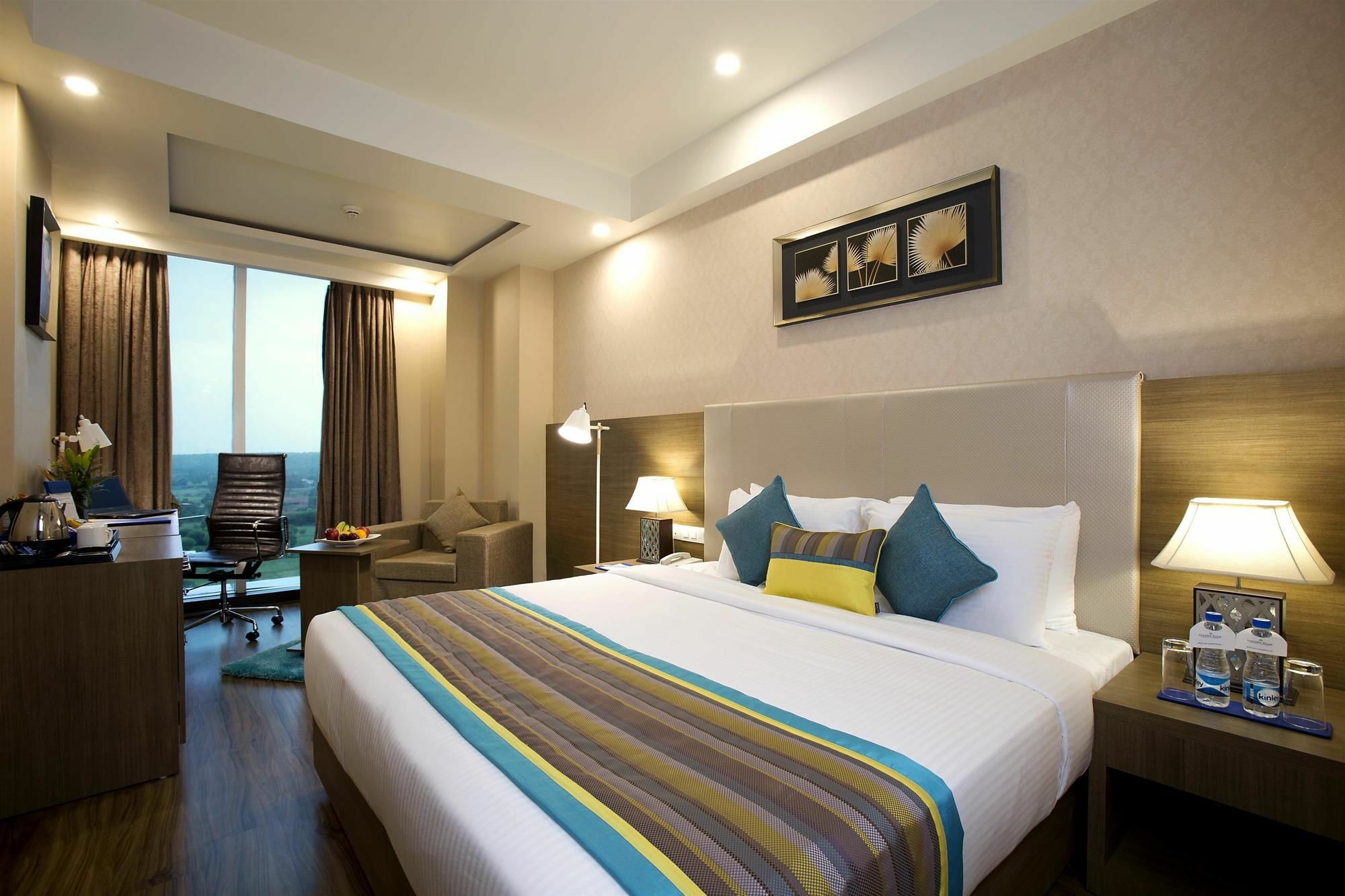 Golden Suites Gurgaon Inde Hotels Екстериор снимка
